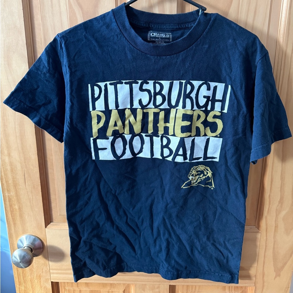Like New, Champs Size XS Pittsburgh Panthers Football T-Shirt